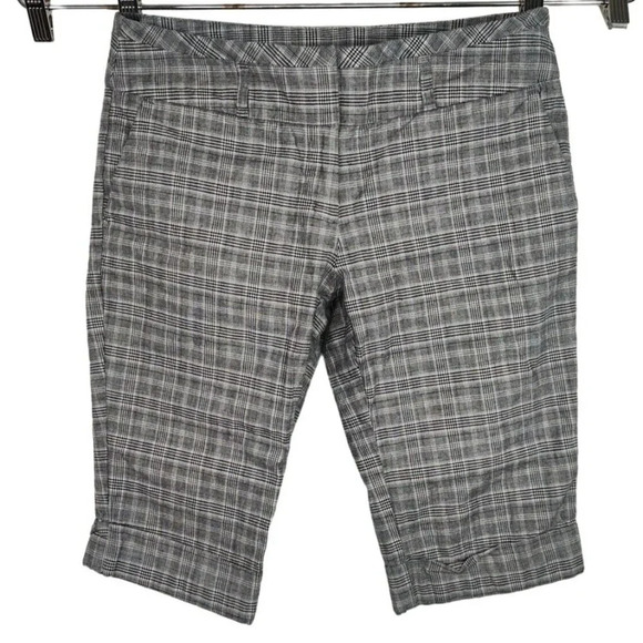 Tracy Evans Pants - Vintage Tracy Evans Limited Black Plaid Bermuda Shorts Juniors Size 5 Cuffed Y2K